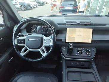 Land Rover Defender 90 D200 MHEV — photo 7