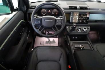 Land Rover Defender 110 D300 MHEV — photo 16