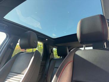 Land Rover Discovery Sport D165 — photo 17