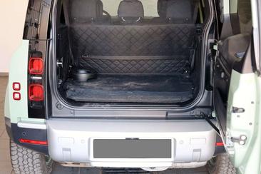 Land Rover Defender 110 D300 MHEV — photo 23
