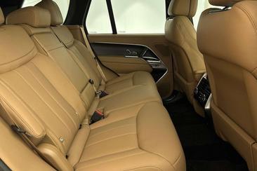 Land Rover Range Rover P460e — photo 13