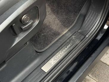 Land Rover Defender 110 D300 MHEV — photo 16