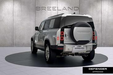 Land Rover Defender 90 D200 MHEV — photo 3
