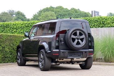 Land Rover Defender 110 Hard Top D250 — photo 20