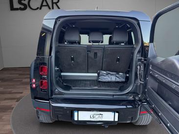 Land Rover Defender 90 D200 MHEV — photo 9