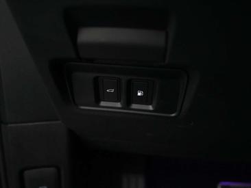 Land Rover Range Rover Evoque P269e — photo 15