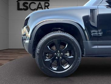 Land Rover Defender 90 D200 MHEV — photo 19