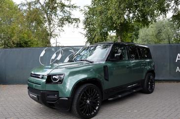 Land Rover Defender 110 P400e — photo 2
