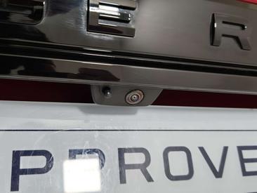 Land Rover Range Rover Evoque P300 — photo 18