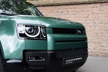 Land Rover Defender 110 P400e — photo 10