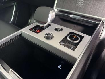 Land Rover Range Rover D300 — photo 9