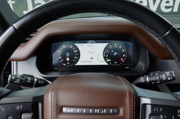 Land Rover Defender 110 P400e — photo 30