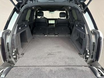 Land Rover Range Rover D300 — photo 34