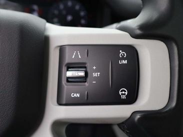 Land Rover Defender 110 P400e — photo 27