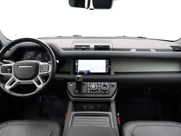 Land Rover Defender 110 P400e — photo 37