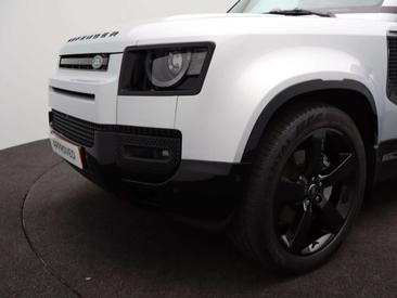Land Rover Defender 110 P400e — photo 41