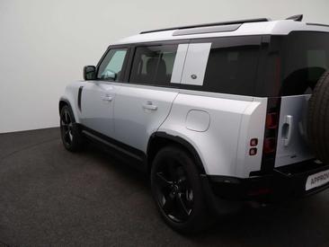 Land Rover Defender 110 P400e — photo 43
