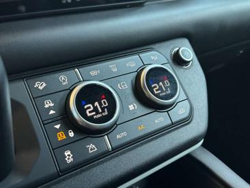 Land Rover Defender 110 75th Anniversary Edition — photo 24