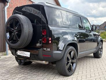 Land Rover Defender 110 D300 MHEV — photo 5