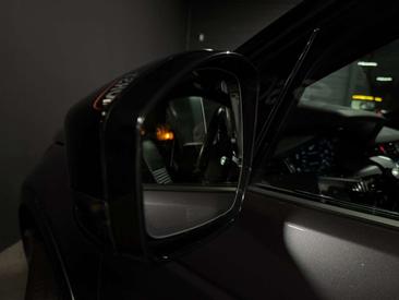 Land Rover Discovery Sport P270e — photo 14