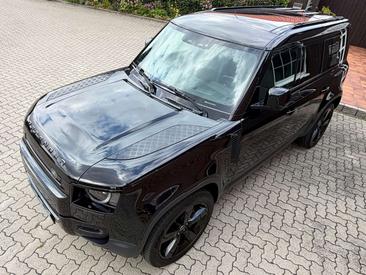 Land Rover Defender 110 D300 MHEV — photo 9