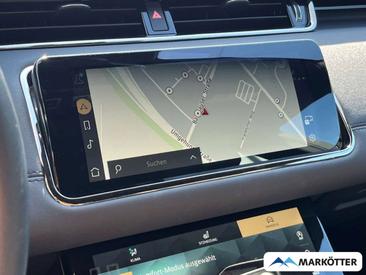 Land Rover Range Rover Evoque P300e — photo 21