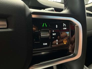 Land Rover Discovery Sport P270e — photo 21