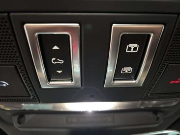 Land Rover Defender D350 — photo 16
