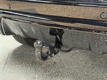 Land Rover Discovery Sport P270e — photo 29
