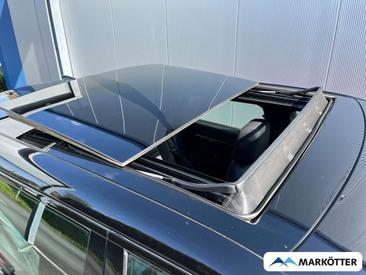 Land Rover Range Rover Evoque P300e — photo 34