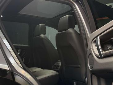 Land Rover Discovery Sport P270e — photo 31