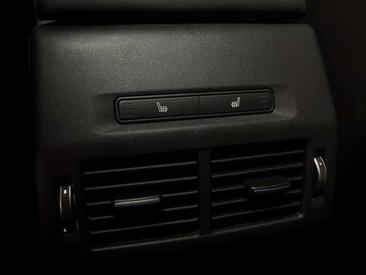 Land Rover Discovery Sport P270e — photo 35
