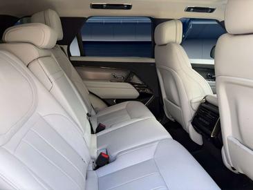 Land Rover Range Rover Sport P460e — photo 13
