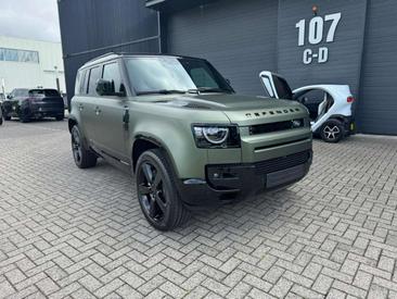 Land Rover Defender 110 X-Dynamic HSE P300 E HYBRID AWD Auto — photo 8