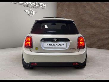 Mini 3 Portes Berline Cooper SE — photo 15