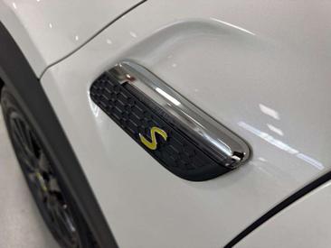 Mini 3 Portes Berline Cooper SE — photo 17