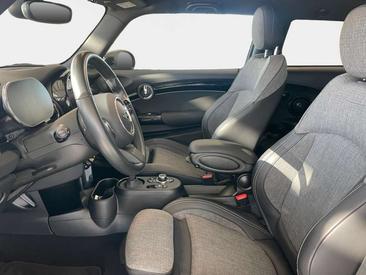 Mini 3 Portes Berline Cooper SE — photo 6