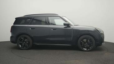 Mini Countryman Cooper SE ALL4 — photo 3