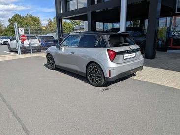 Mini Cooper Electric Berline Cooper SE — photo 3