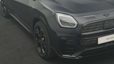 Mini Countryman Cooper SE ALL4 — photo 18