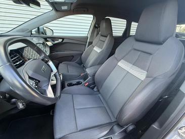 Audi Q4 E-tron 35 E-tron — photo 10