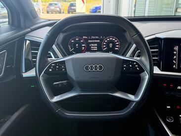 Audi Q4 E-tron 35 E-tron — photo 12