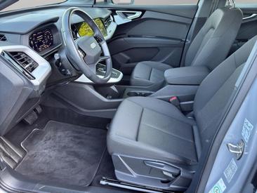 Audi Q4 E-tron 35 E-tron — photo 9