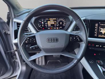 Audi Q4 E-tron 35 E-tron — photo 10