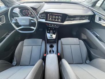 Audi Q4 E-tron 35 E-tron — photo 14