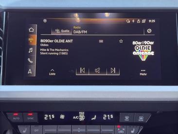 Audi Q4 E-tron 35 E-tron — photo 11
