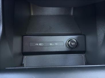 Audi Q4 E-tron 35 E-tron — photo 20