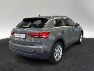 Audi Q3 TFSI E 45 TFSI E S Tronic — photo 5
