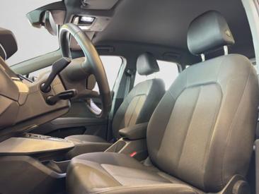 Audi Q4 E-tron 40 E-tron — photo 12