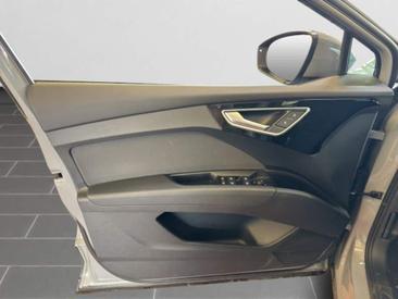 Audi Q4 E-tron 40 E-tron — photo 13